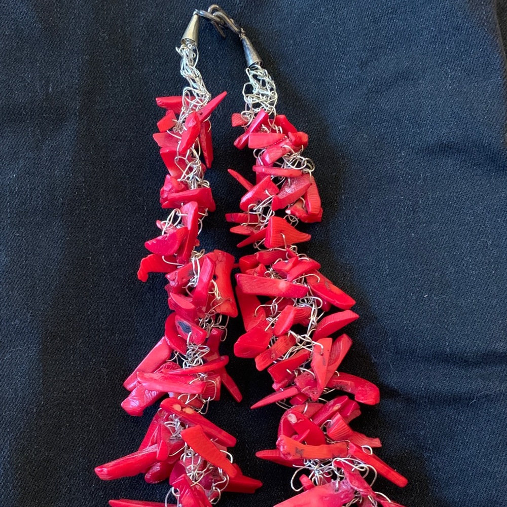 Red Coral Necklace - Picture 3 of 3